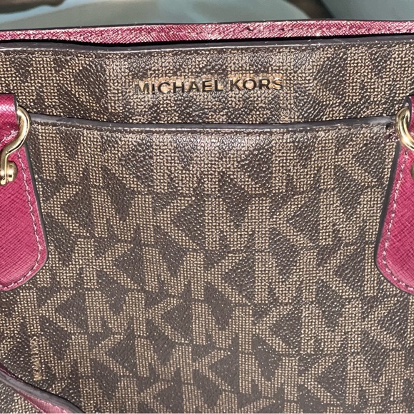 Michael Kors Large Leather Tote - Picture 5 of 5